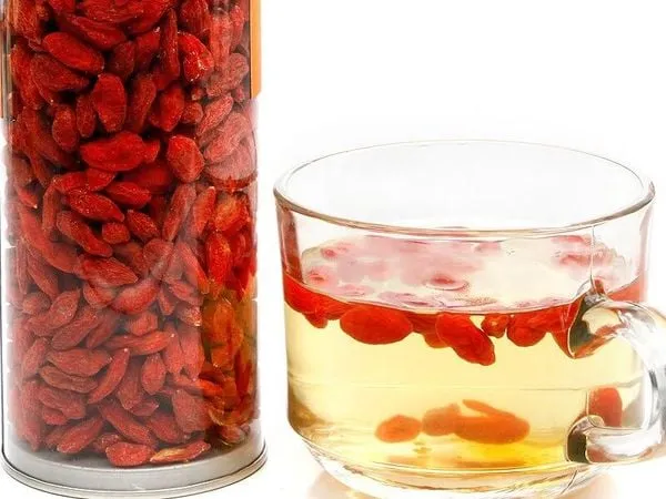 Goji berries: What are the benefits for women, men, and the elderly?